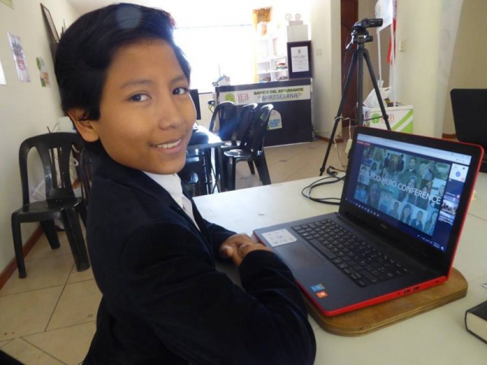 Peru: Choáng với "nhóc trùm" 7 tuổi tự mở ngân hàng riêng