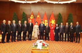 Tổng Bí thư Nguyễn Phú Trọng chia tay Tổng Bí thư, Chủ tịch nước Trung Quốc Tập Cận Bình