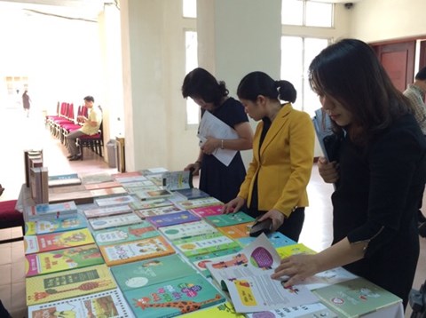 Hàng loạt sách giáo khoa bị in lậu trước năm học mới